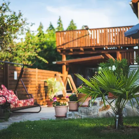 Papp Vendeghaz * Balatonederics