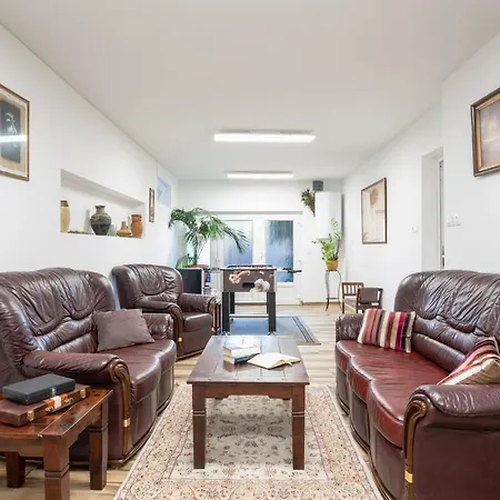 Papp Vendeghaz * Balatonederics